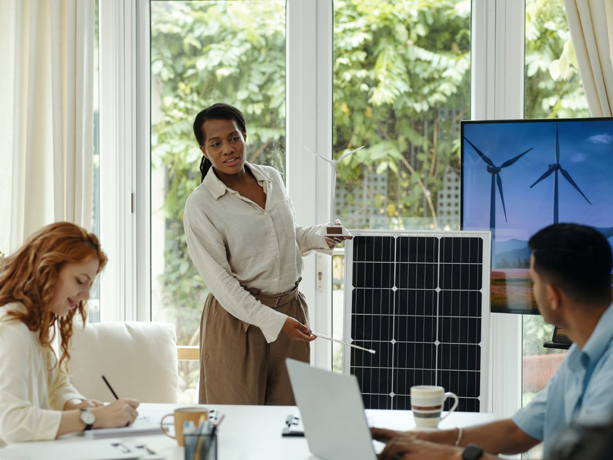 The gender gap in STEM persists, but the transition needs female talent