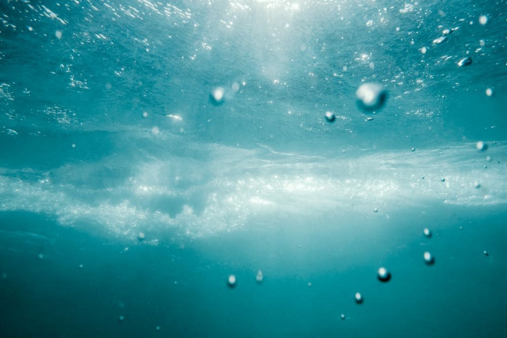 How CO₂ storage at sea works