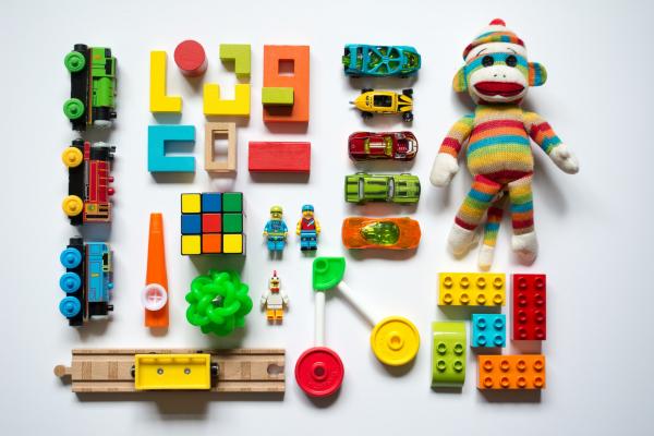 giocattoli toys vanessa bucceri unsplash 1