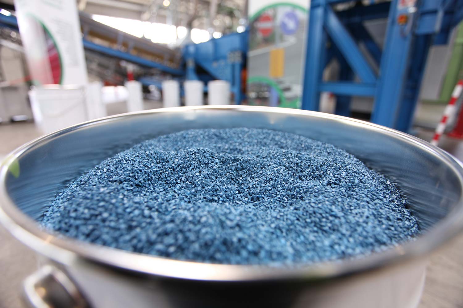 Tyreplast: un nuovo materiale circolare da pneumatici fuori uso e plastica riciclata