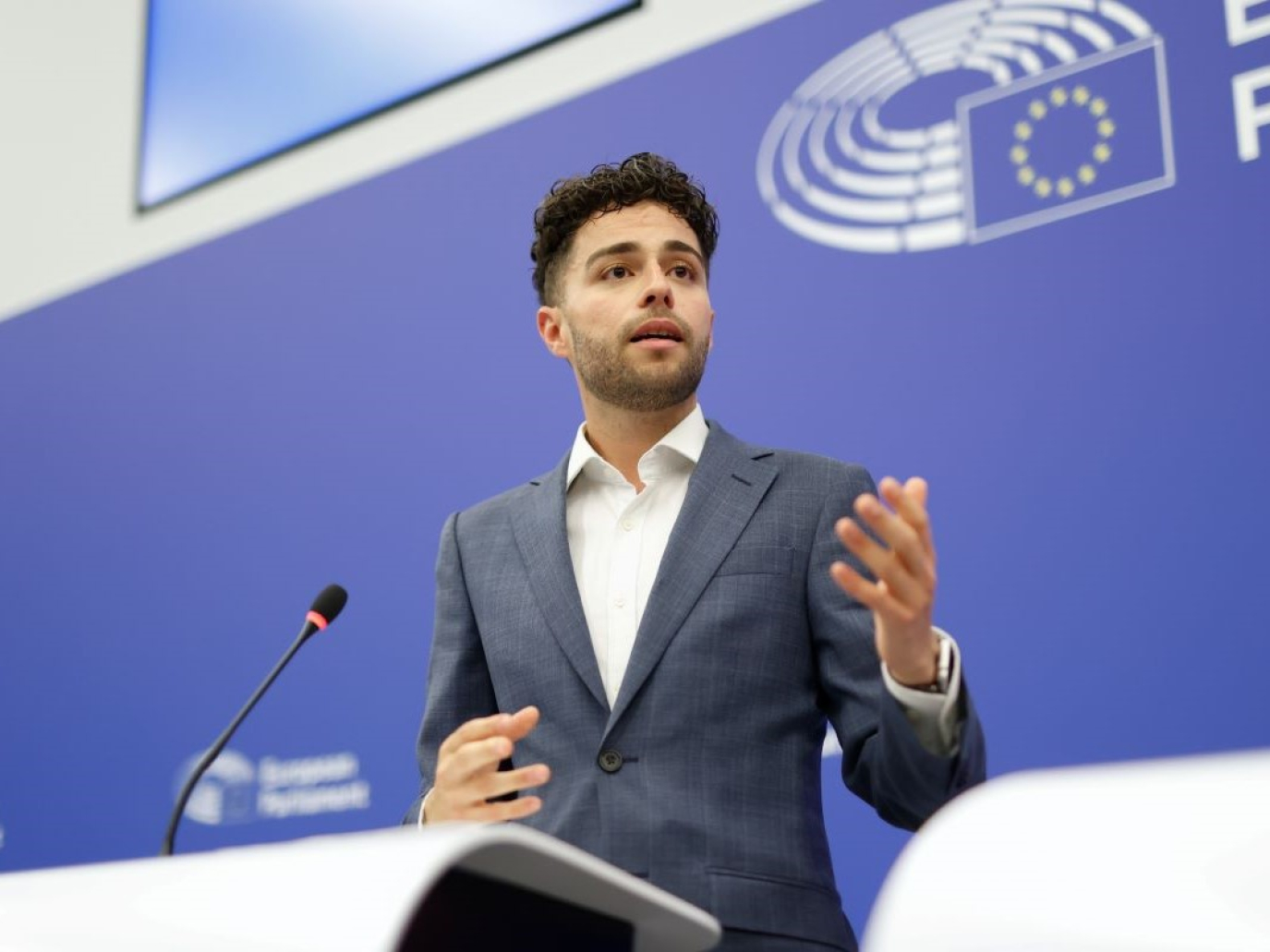 Resilienza idrica, Parlamento UE vota raccomandazioni: acqua non solo diritto ma abilitatore economico