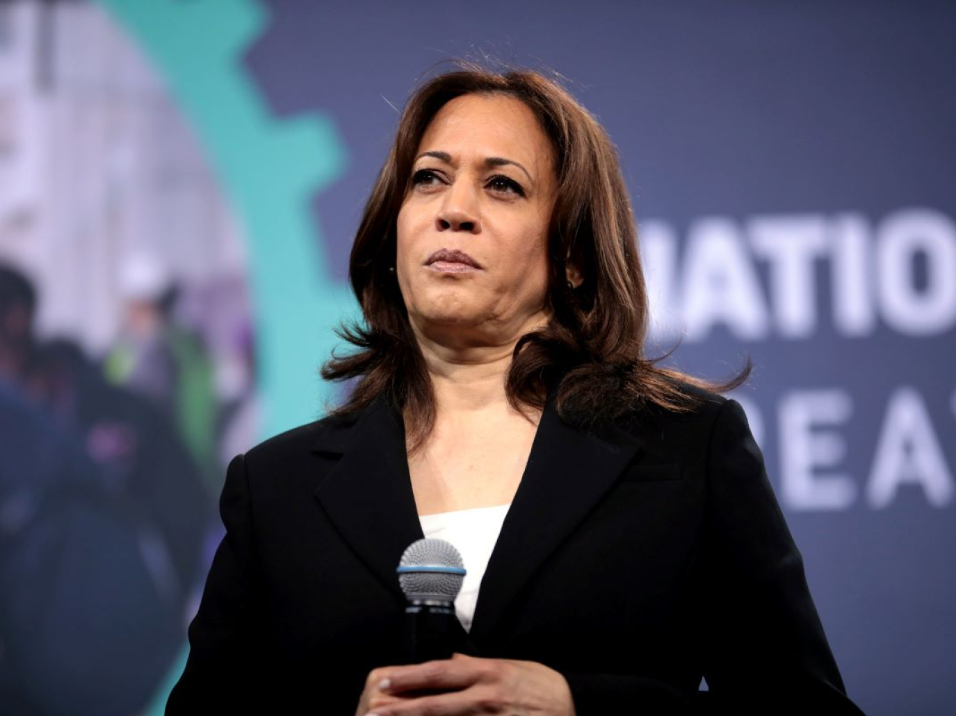 L’ambiguità strategica di Kamala Harris su fracking idraulico e clima