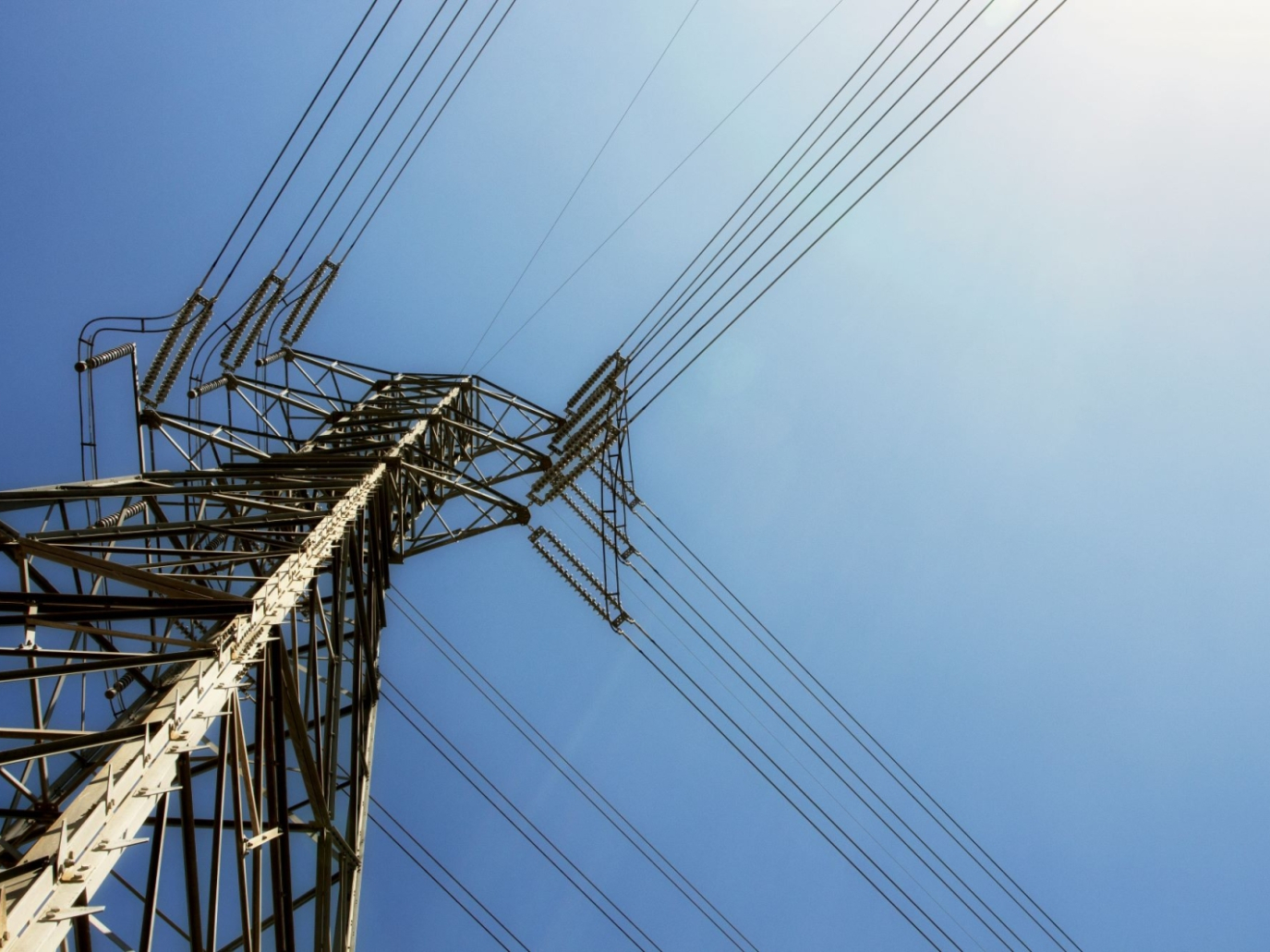 Electricity grids at the heart of the energy transition