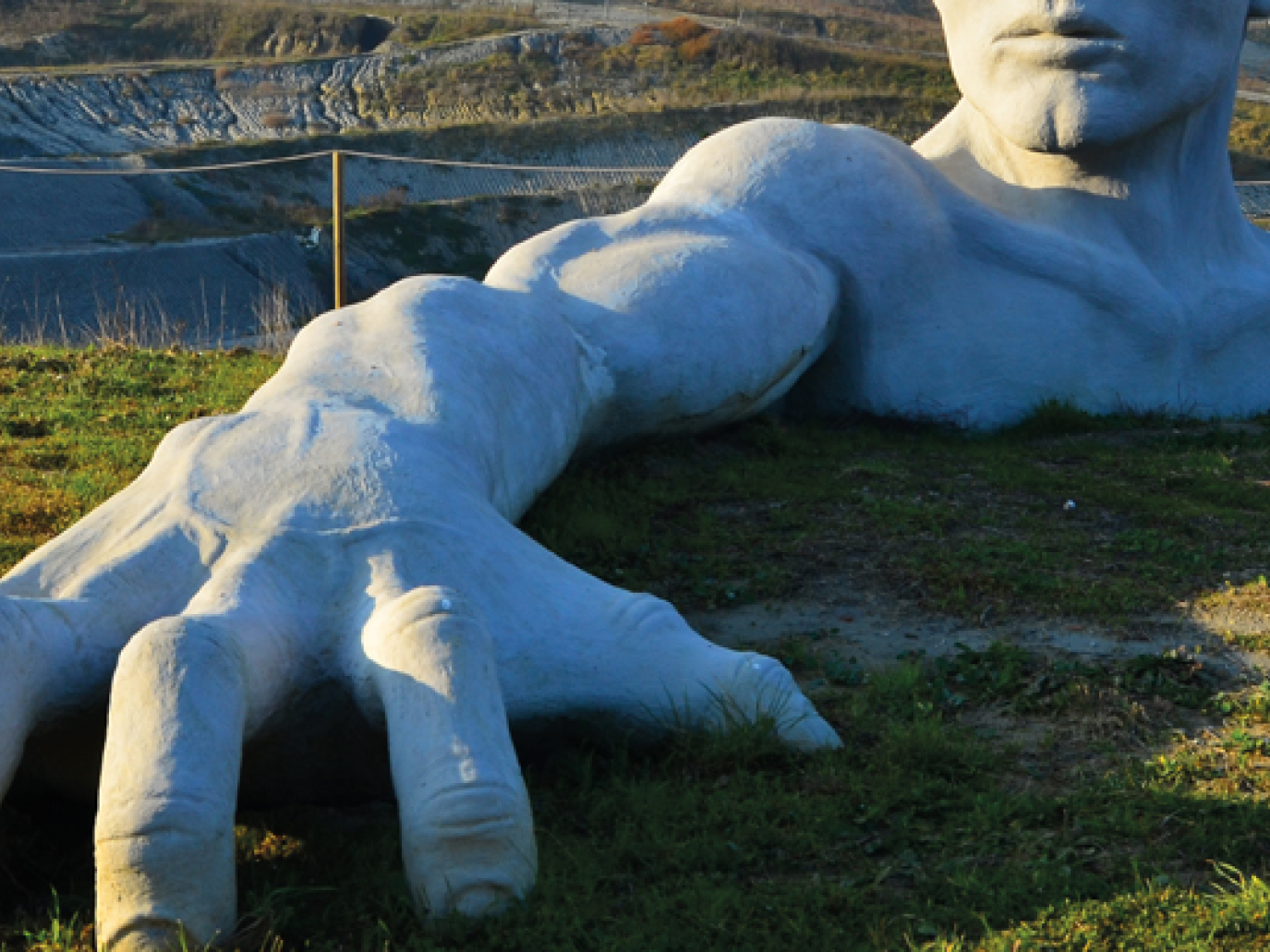 The Landfill, a Model for Economic  Participation