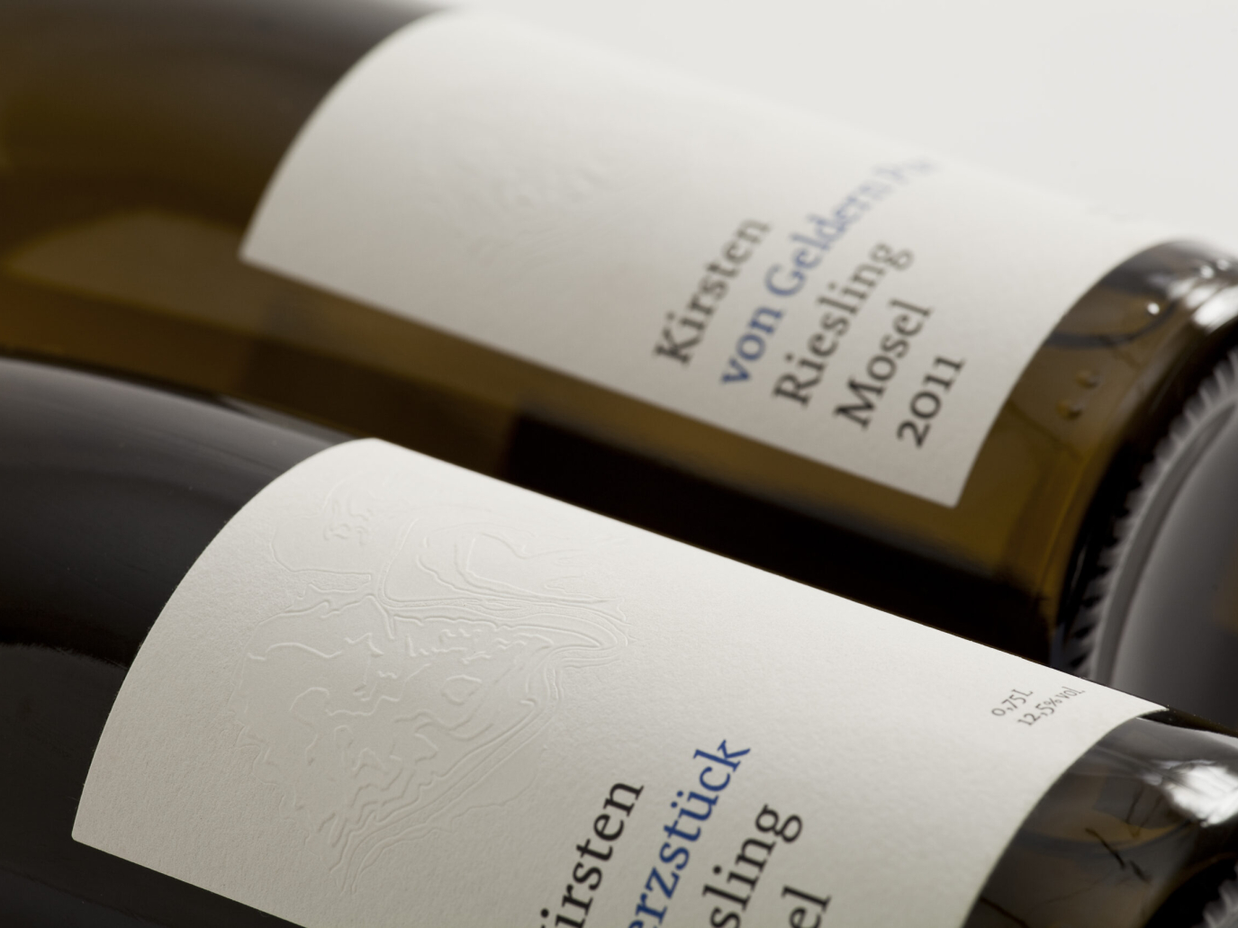 Fedrigoni lancia Re-play, nuove etichette di pregio grazie all’upcycling