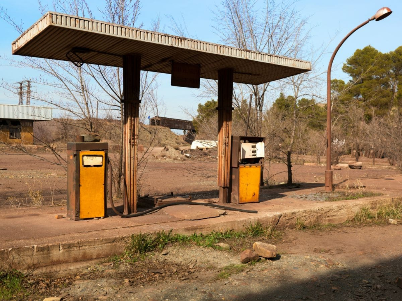 Bonifiche dei siti regionali, i controlli funzionano ma gli interventi si fermano