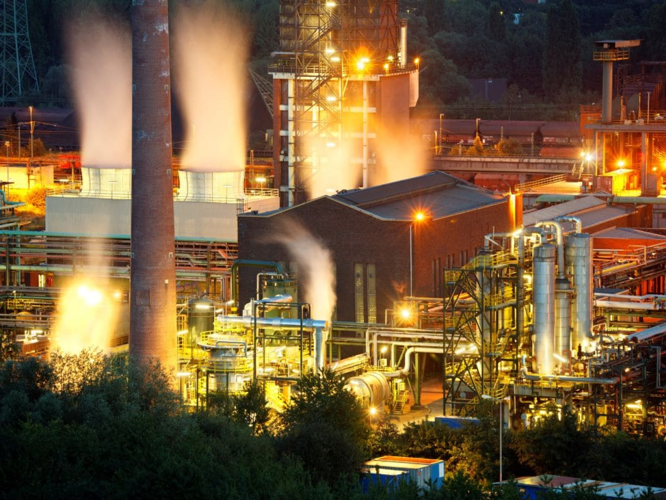 Caro energia, imprese in difficoltà: l’Italia ha un 