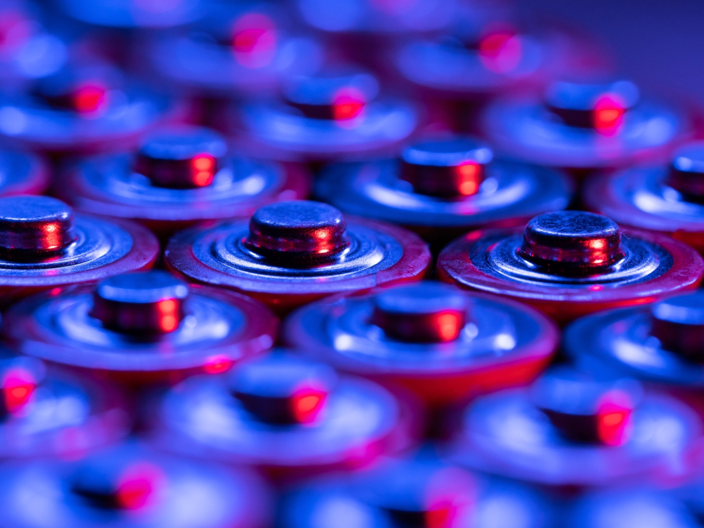 Aumentano gli incendi da batterie agli ioni di litio smaltite nel modo sbagliato