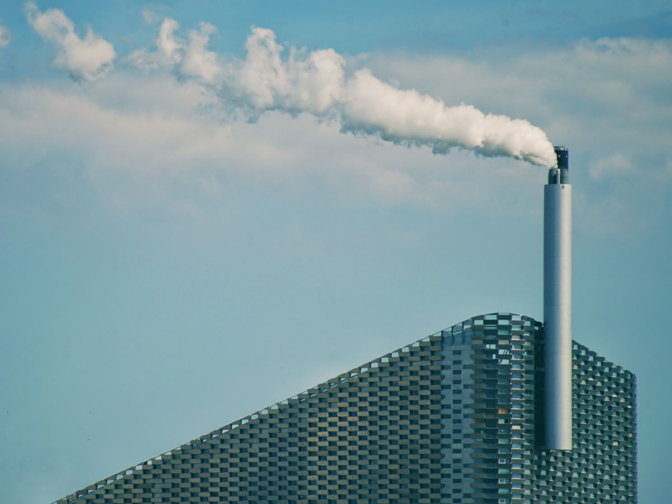 Corporate decarbonisation: A strategic imperative for a sustainable future