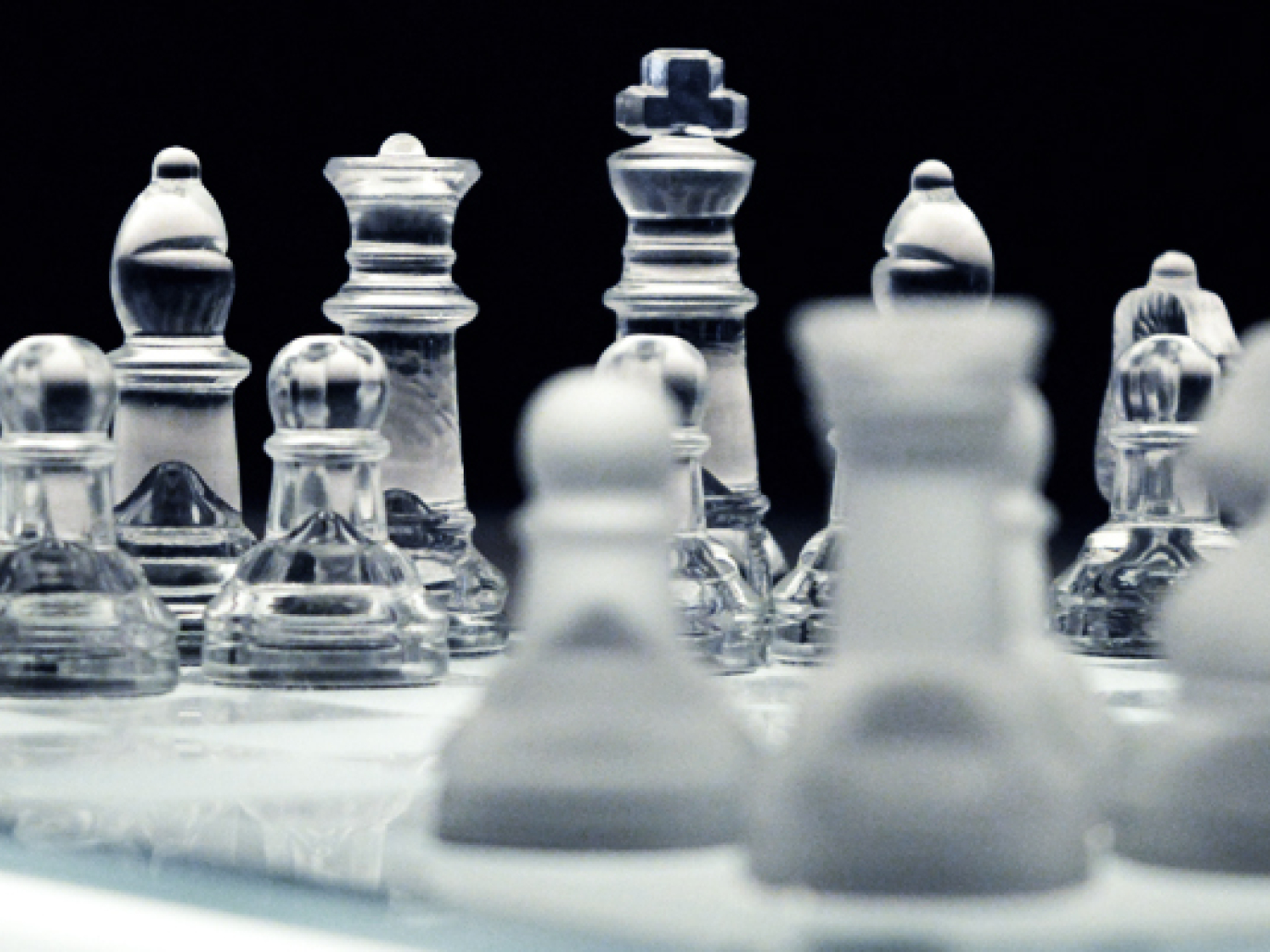 Winners and Losers of a Circular Future