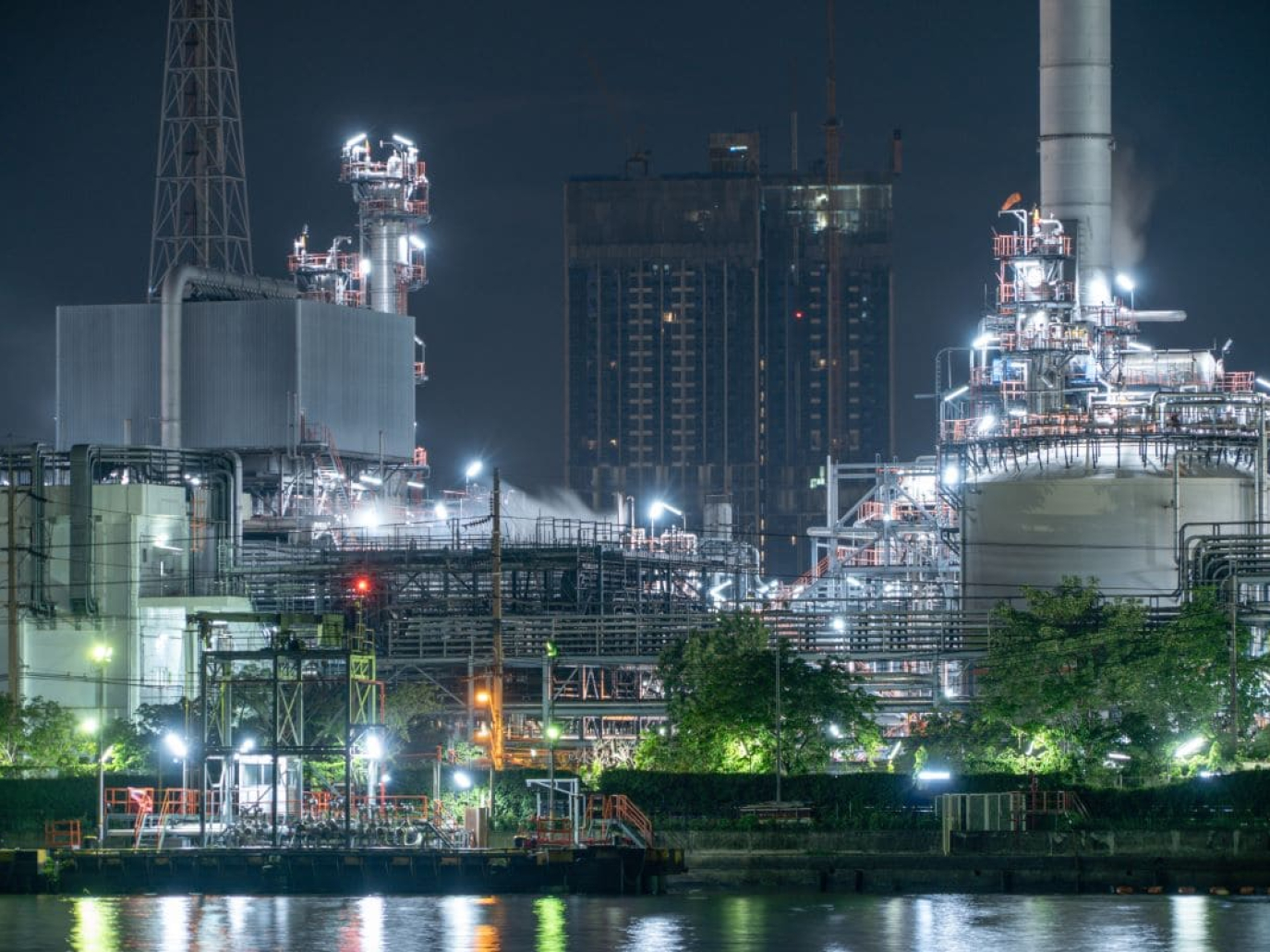 Efficienza energetica e idrogeno verde: serve una strategia multilaterale per l’industria