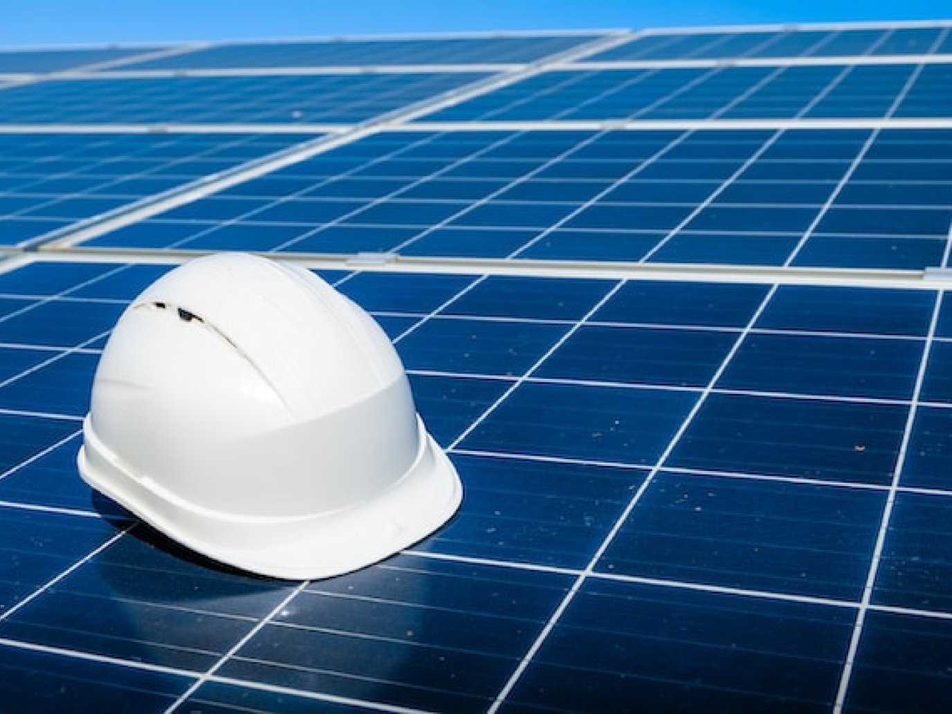 E.ON Academy, il corso di formazione per i green jobs del futuro 