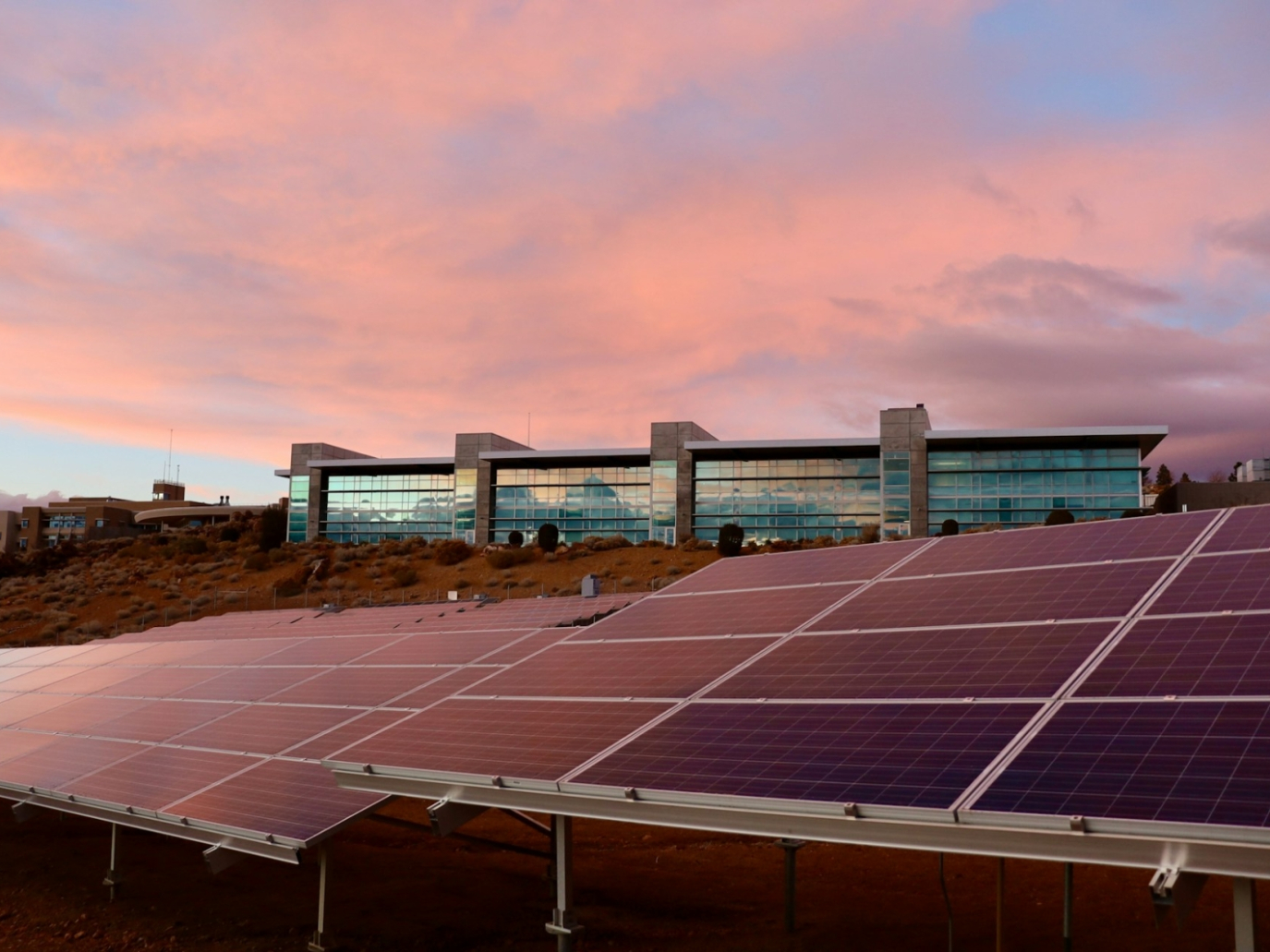 Fotovoltaico: sarà in Sicilia la più grande fabbrica europea di moduli solari