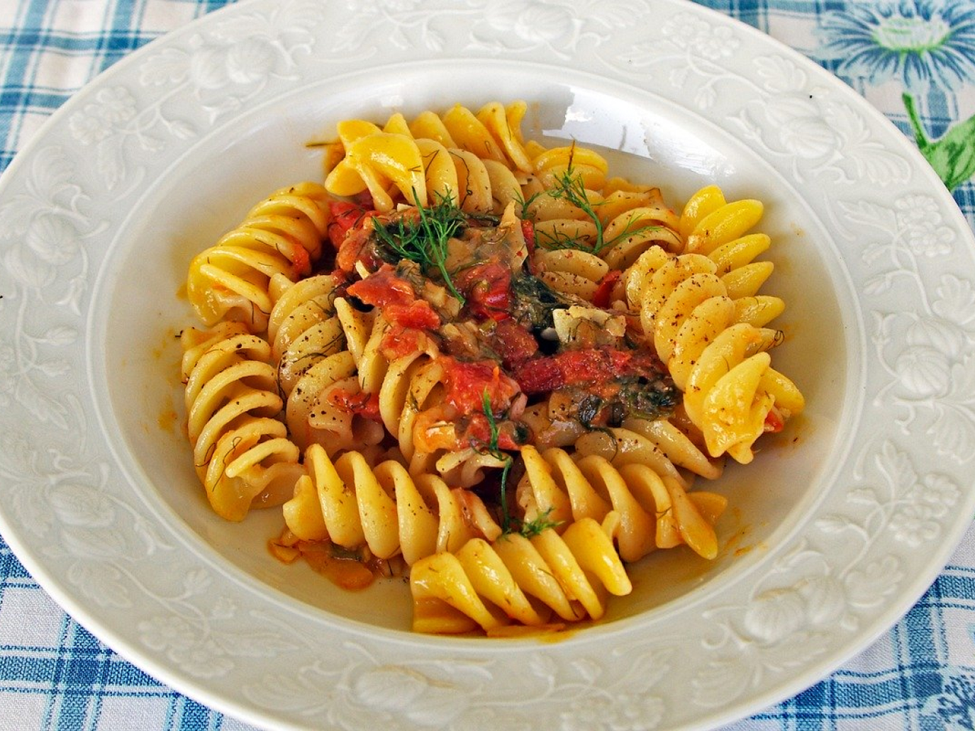 Contro la fame, oltre il cibo