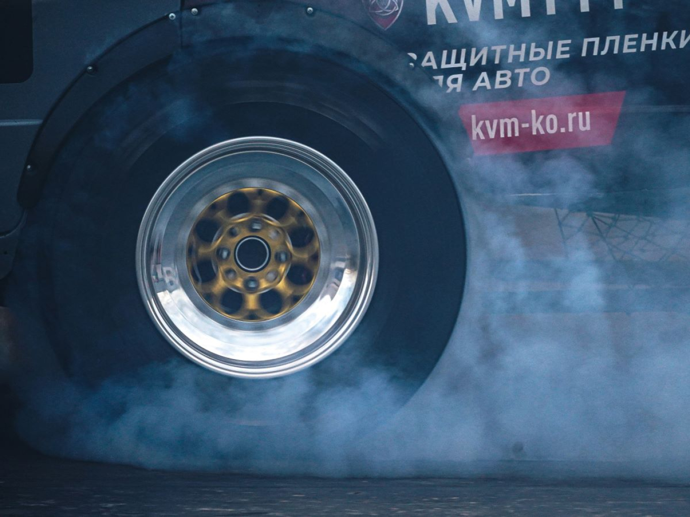 L’usura di pneumatici e freni che inquina le città