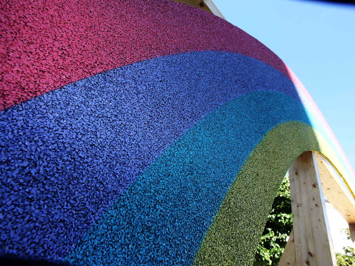 Gomma riciclata per il design delle città: il seminario di Ecopneus