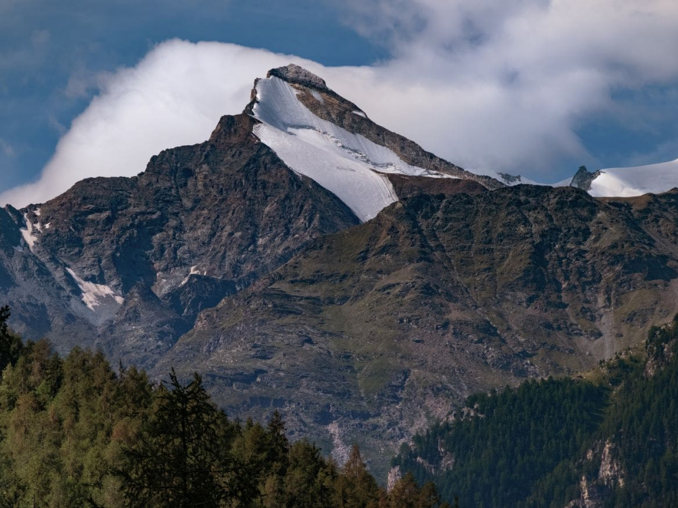 Montagne senza neve: le Alpi e i suoi abitanti si stanno preparando agli inverni del futuro?