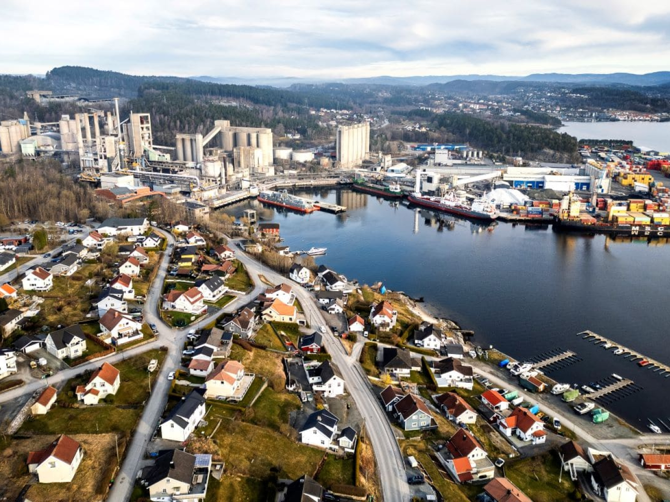 Heidelberg Materials opens Norway’s first CCS cement plant