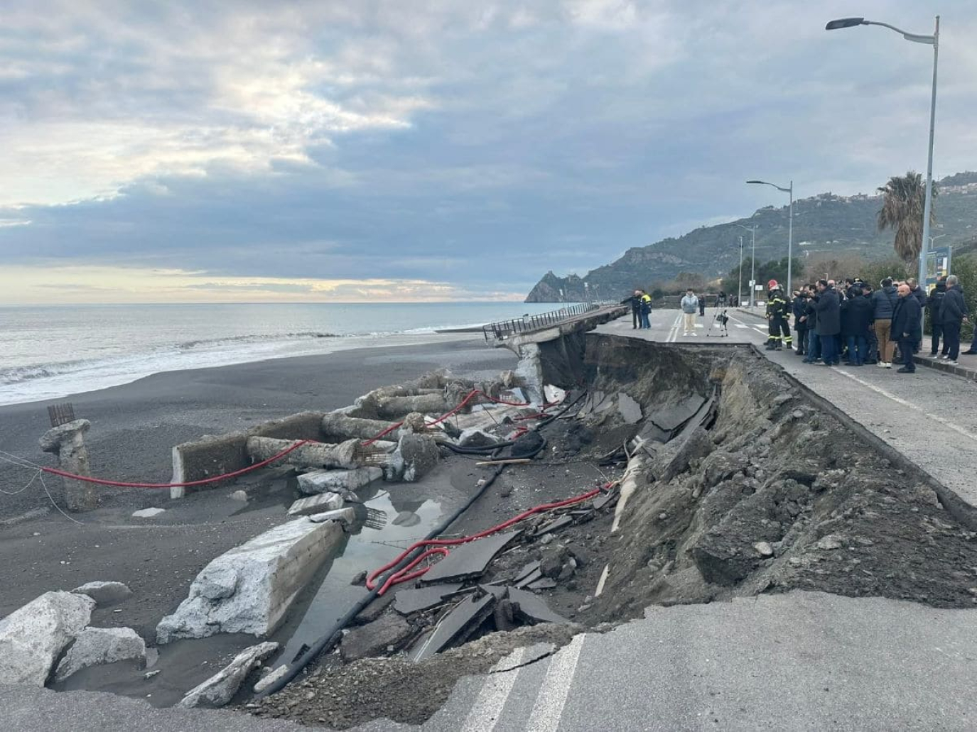 Il ciclone Harry mette a rischio l’economia della Sicilia