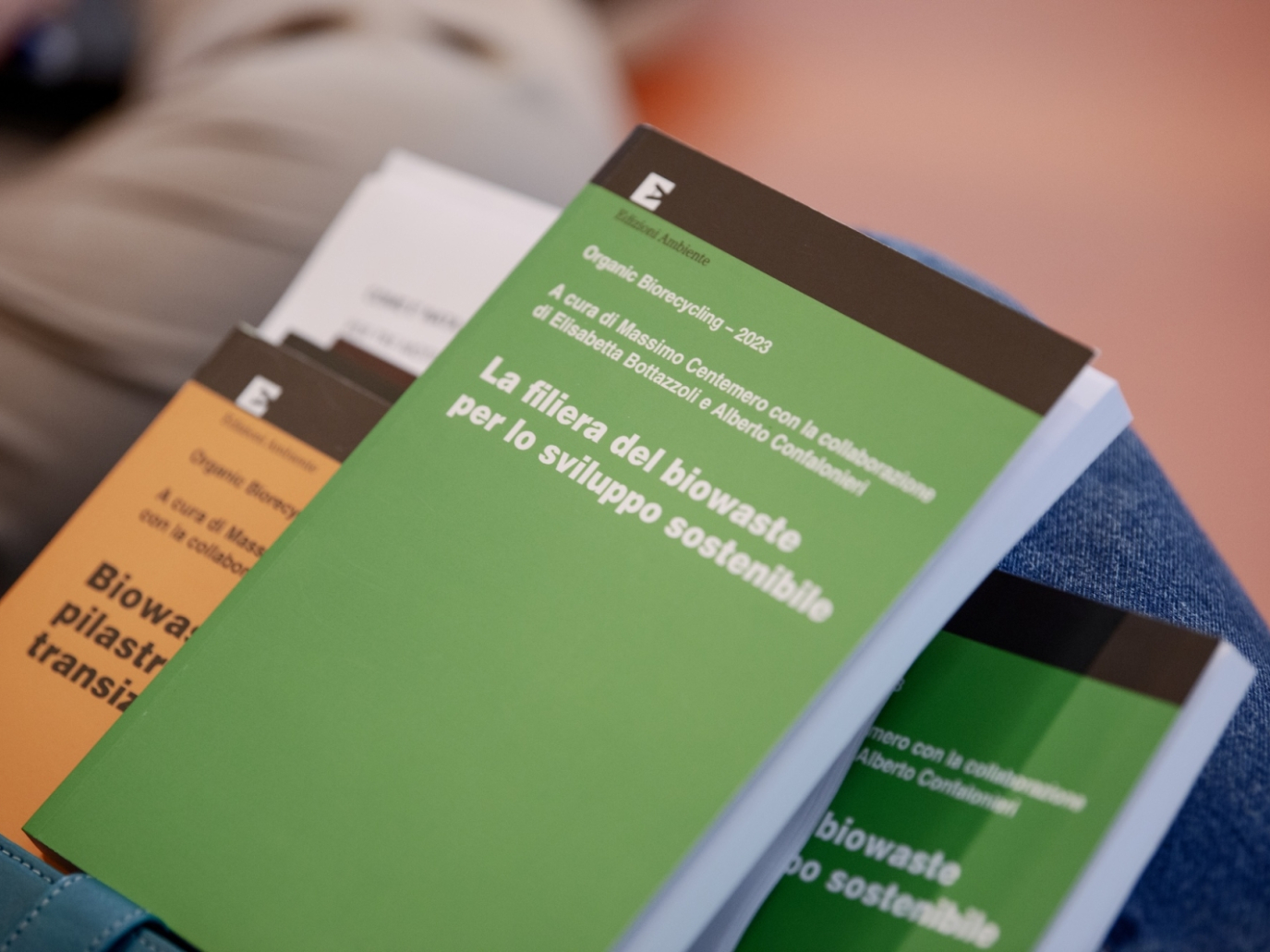 Biowaste per lo sviluppo sostenibile: il libro di CIC fa il punto della situazione