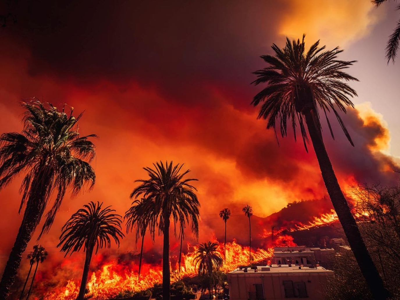Incendi di Los Angeles, si rafforzano i venti