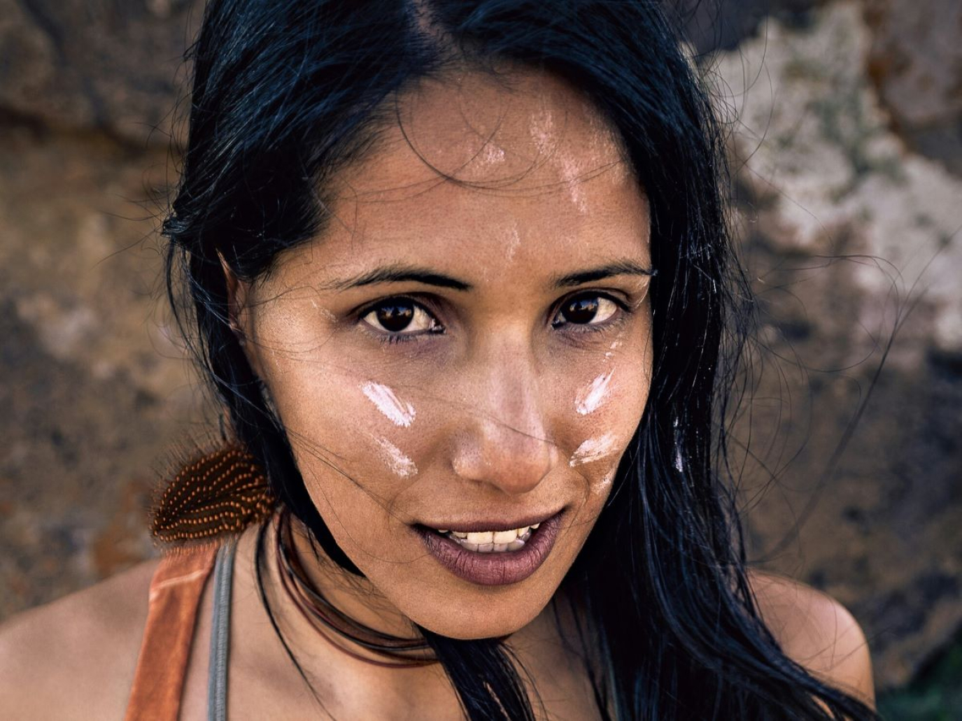 Scalare per i diritti umani: intervista a Nasim Eshqi