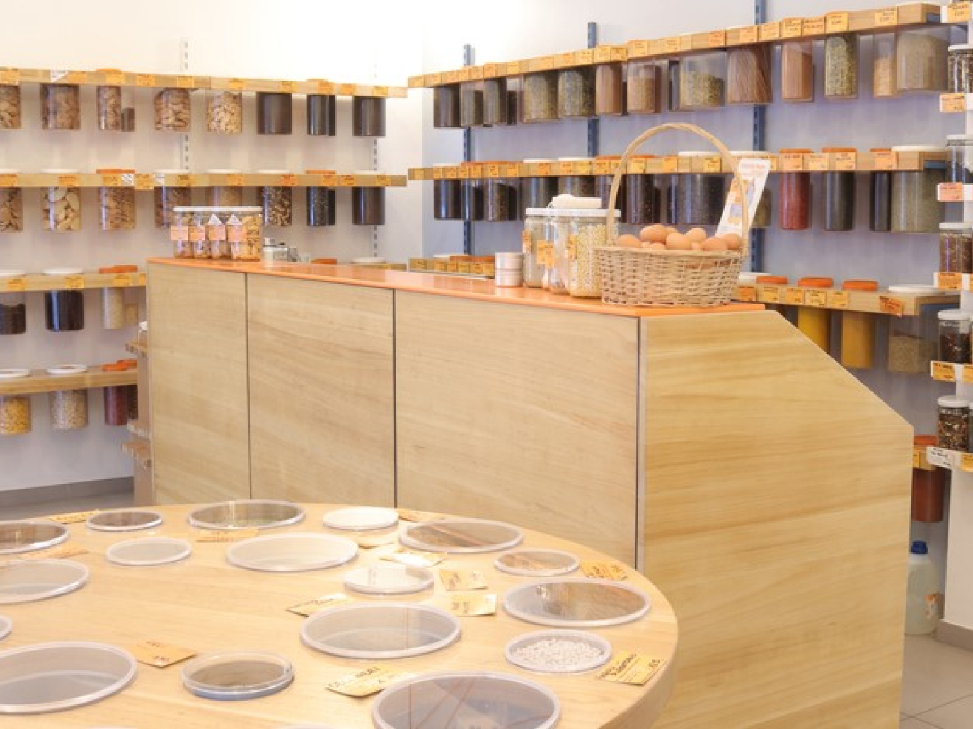 Arriva il contributo per i negozi alla spina e la vendita di prodotti sfusi