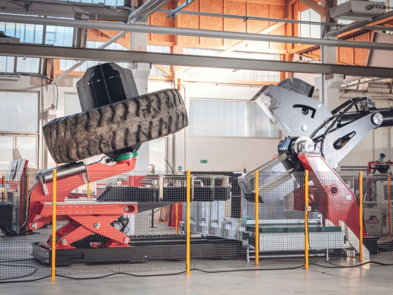 Non solo auto: il riciclo degli pneumatici giganti dell’industria mineraria