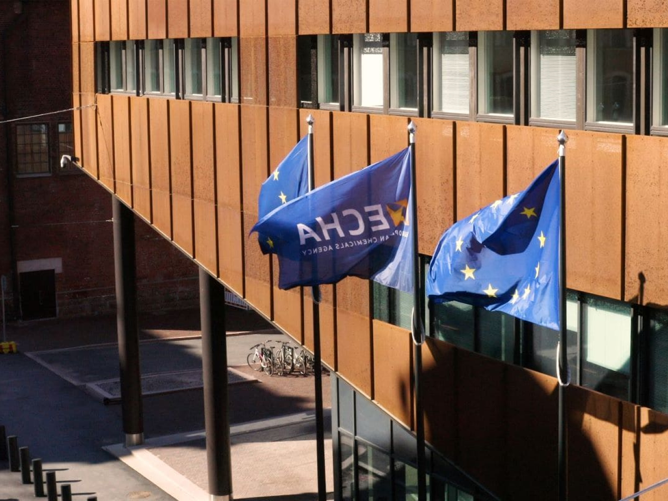 PFAS, l’ECHA aggiorna la sua proposta per la restrizione totale