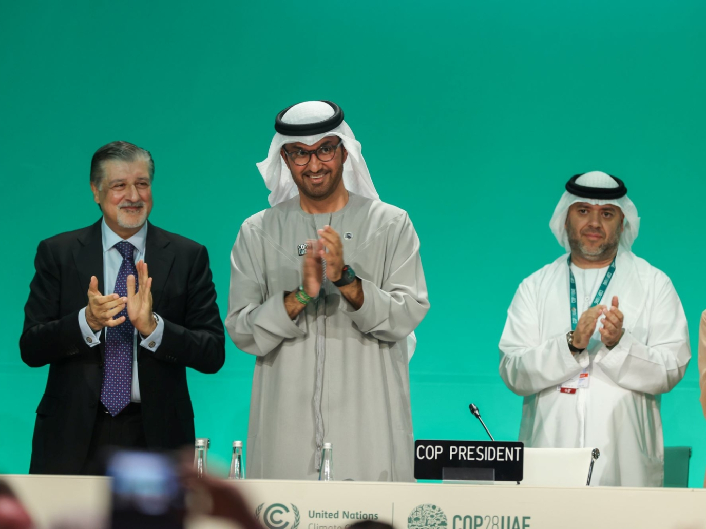 COP28, approvato il nuovo Global Stocktake: è l'inizio della fine delle fonti fossili