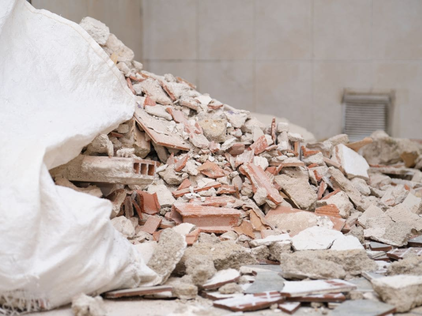 Rifiuti speciali in Sicilia, Legambiente contro il Piano regionale e gli inceneritori