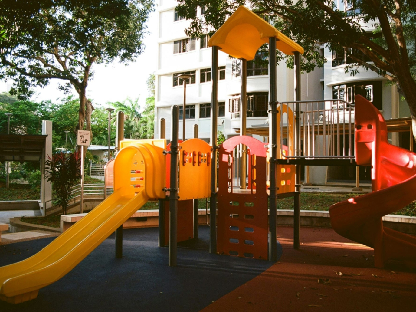 Amianto in parchi pubblici e scuole, è allarme in Australia