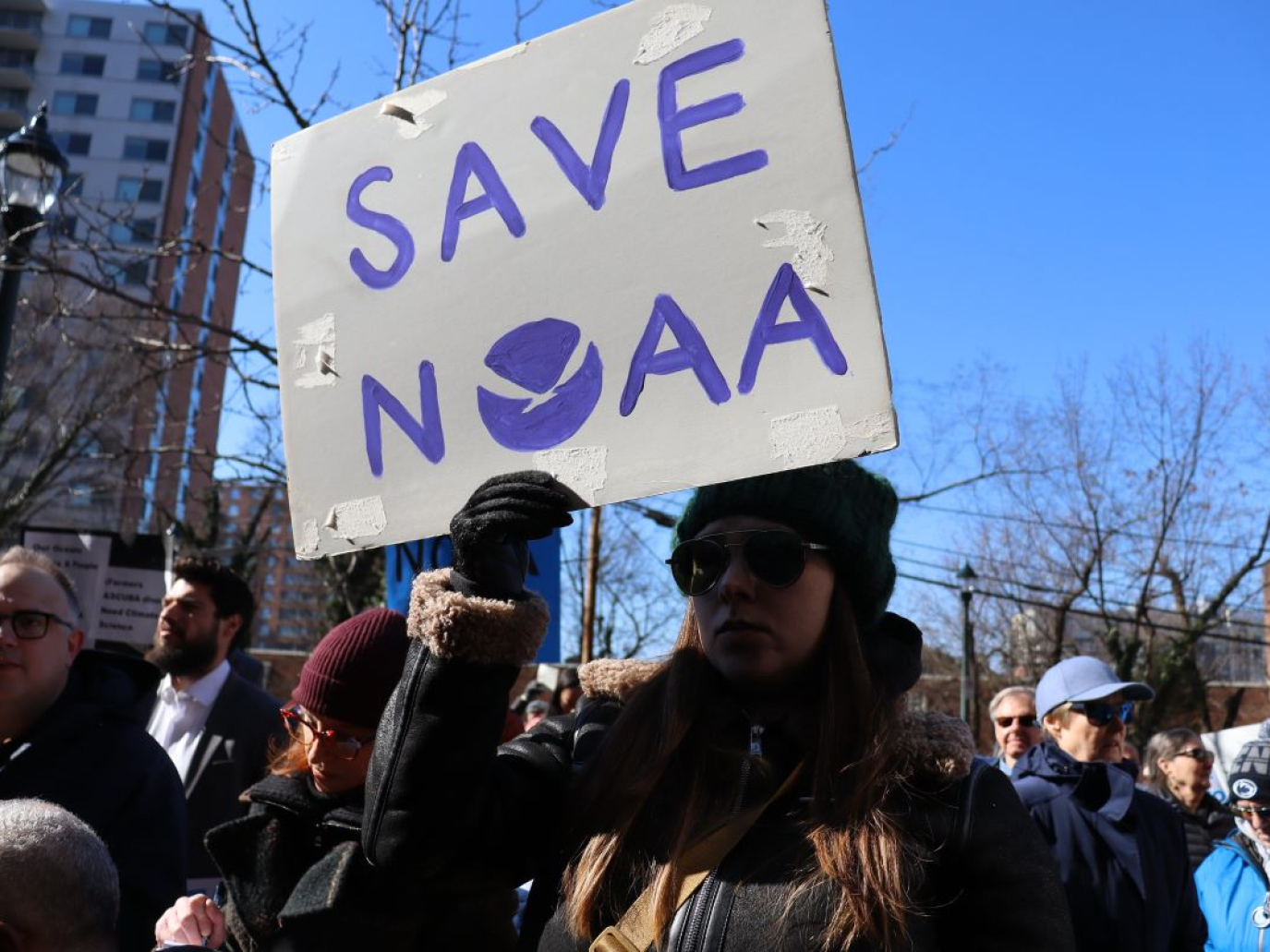 Trump, cento giorni per distruggere la scienza (a cominciare dal clima)