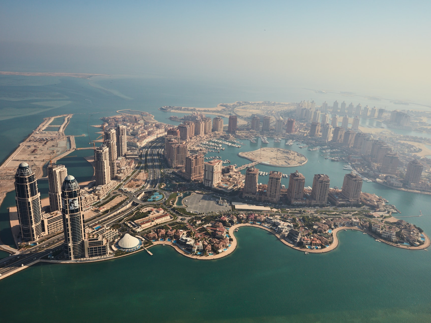 Tutto il greenwashing dei Mondiali di calcio in Qatar