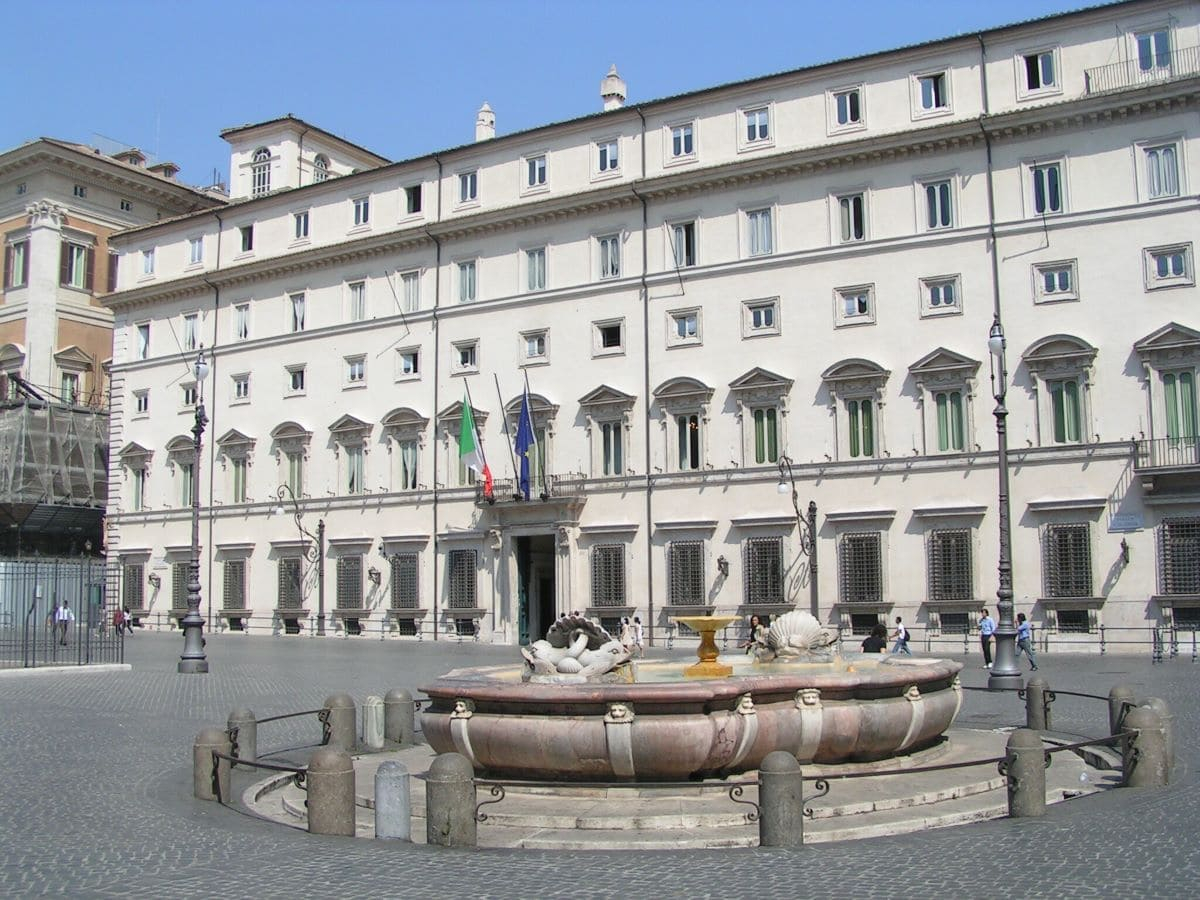 Leucemia per esposizione a sostanze tossiche: sentenza storica contro Palazzo Chigi