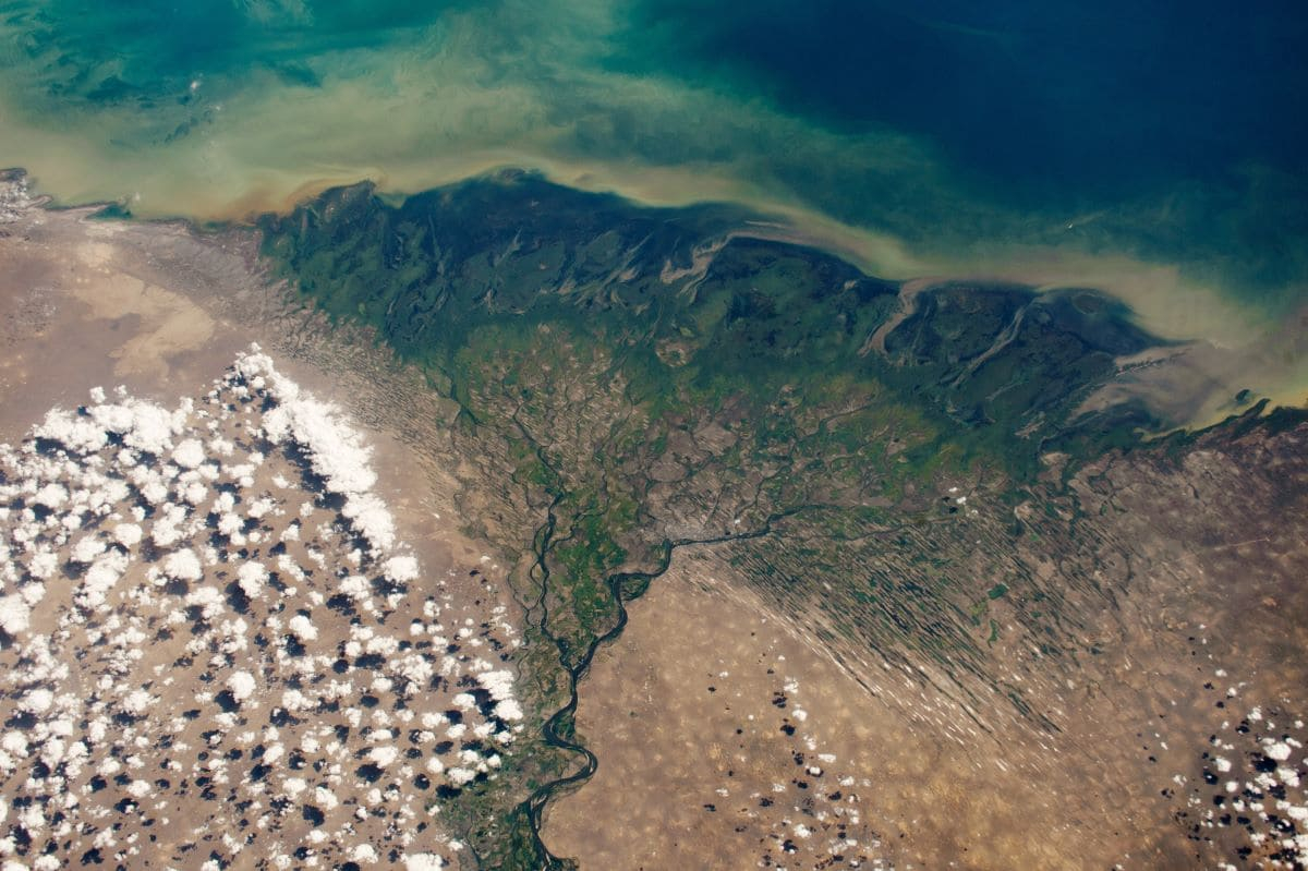 The Caspian Sea is drying up, and Kazakhstan asks Russia to collaborate in managing the Volga River