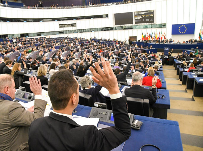 Case Green, il Parlamento europeo approva la direttiva. Quali impatti in Italia?