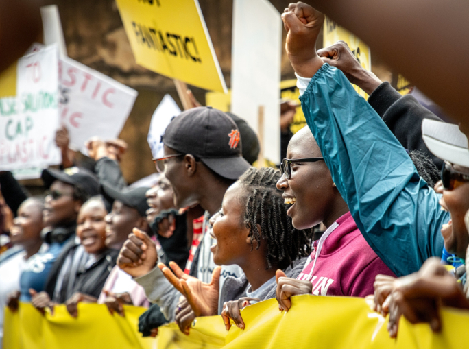 Trattato globale sulla plastica, nasce a sorpresa una coalizione guidata dall’Iran