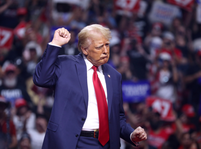 Trump al governo con No Vax, indagati e negazionisti del cambiamento climatico