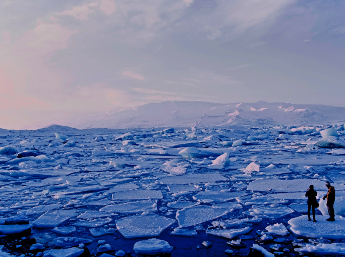 Così microfibre e microplastiche arrivano dalla nostra lavatrice all’Artico