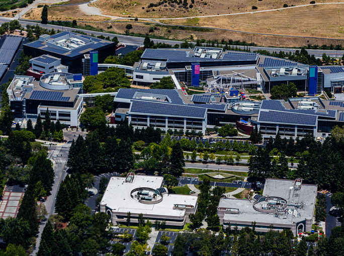 Google: da Alphabet, emissione record di green bond