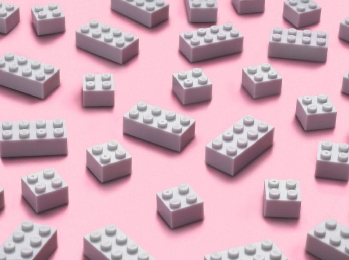 Lego lancia il primo prototipo di mattoncino in plastica riciclata