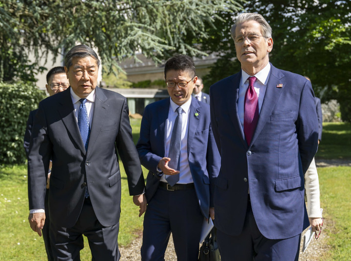 Dazi, terre rare, studenti: cosa c’è nell’accordo di Londra fra Cina e USA