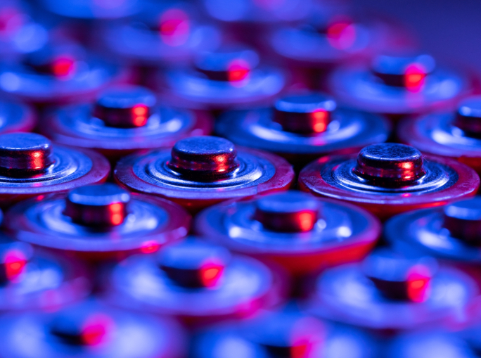 Aumentano gli incendi da batterie agli ioni di litio smaltite nel modo sbagliato