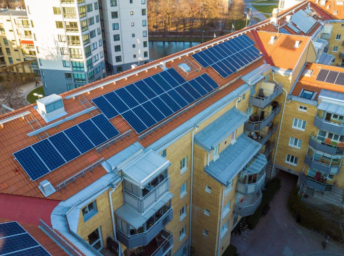 Comunità energetiche, firmato il decreto: incentivi per comuni fino a 50.000 abitanti