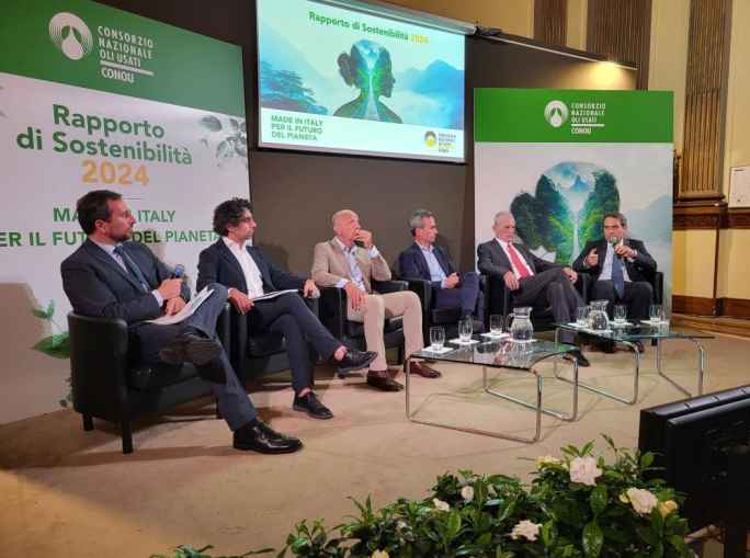 Da CONOU il Report di sostenibilità 2024: rigenerazione oltre il 98%, raccolta 100%