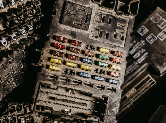 Rifiuti Elettronici: così Ecoguard combatte i traffici illeciti