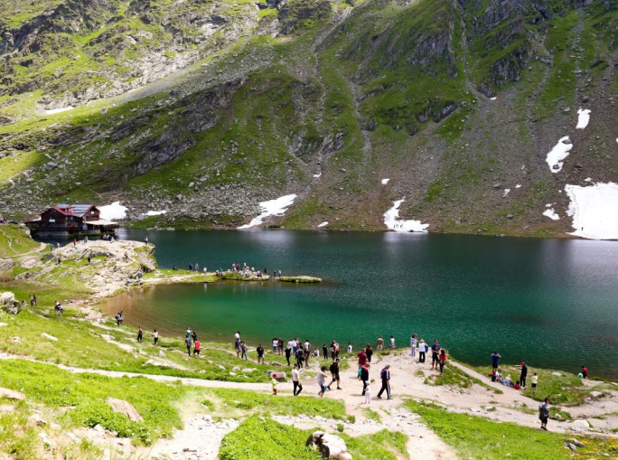 Morte all’Overtourism di montagna