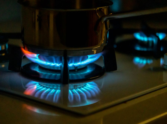 Bollette del gas in aumento, ECCO: “Sarà l’inverno più caro di sempre”