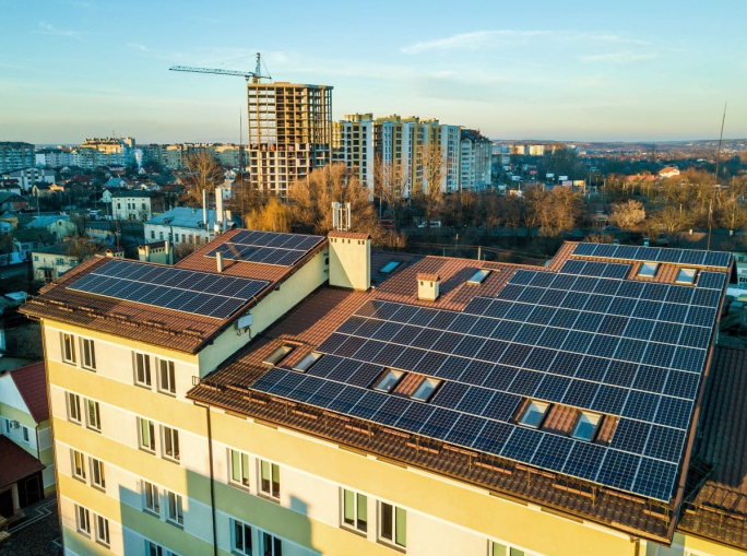 Fotovoltaico, nel 2025 in Italia cala l’installato: crescono solo i grandi impianti